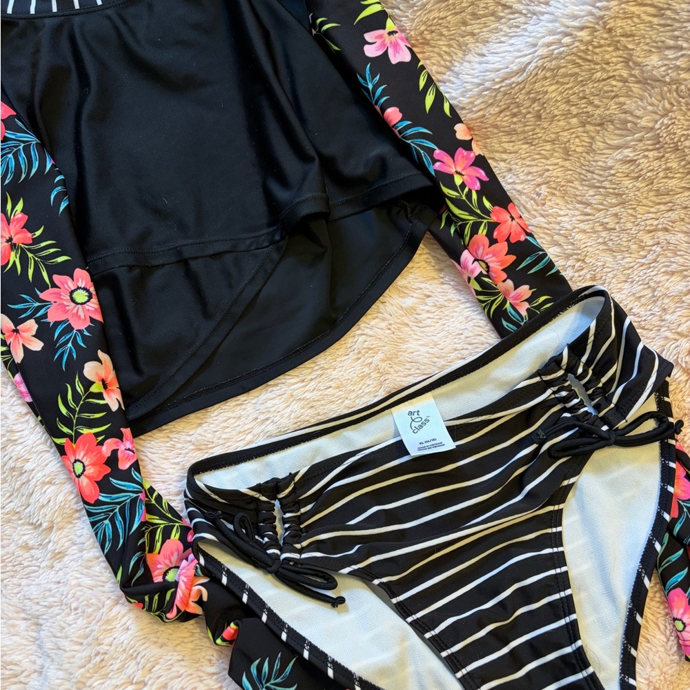 art class Black Rash Guard Set with Pink and Green Floral Accents